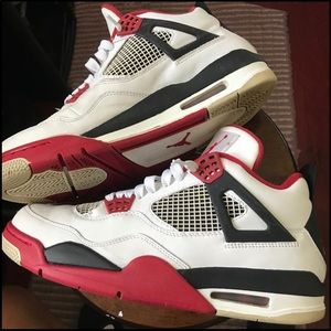 Air jordan 4 fire red size 11